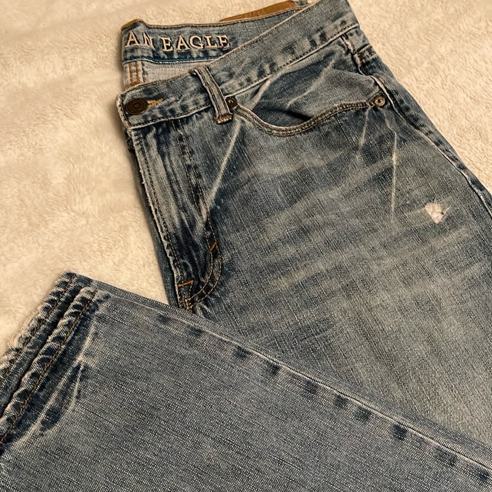 American Eagle distressed jeans